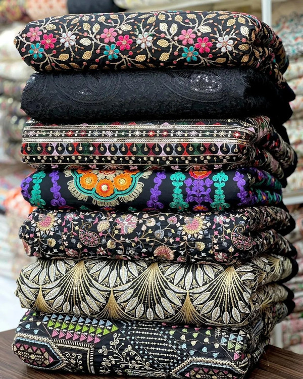 قیمت و خرید پارچه های لینن سوزندوزی لاکچری و خاص