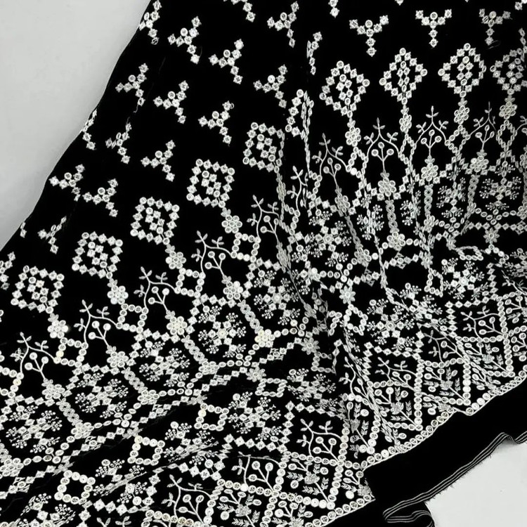 قیمت پارچه مخمل سوزندوزی برای دوخت مانتو و کت و خرجکار