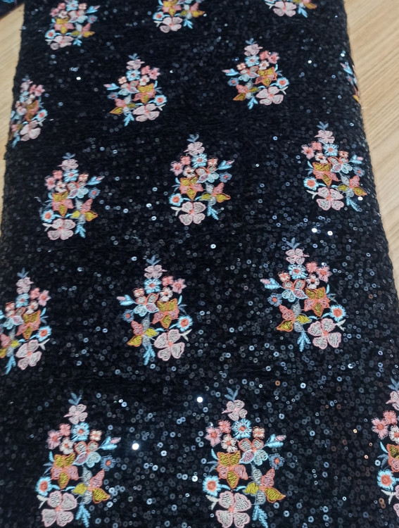 سفارش اینترنتی پارچه مخمل سوزندوزی جنس عالی مخصوص دوخت کت و مانتو