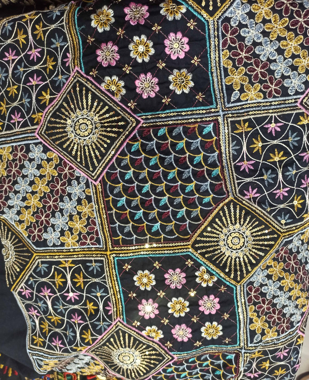 خرید و قیمت پارچه لینن سوزندوزی بسیار لاکچری و فاخر