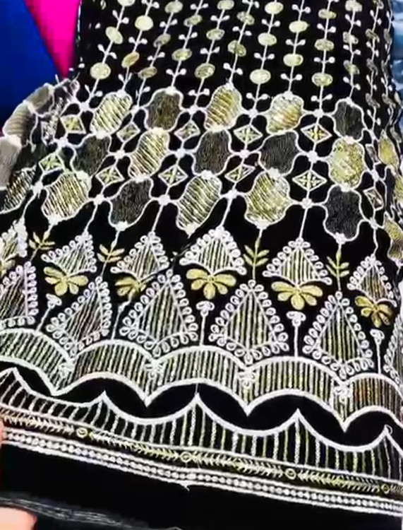 سفارش اینترنتی پارچه مخمل سوزندوزی فوقالعاده خوشگل و جذاب