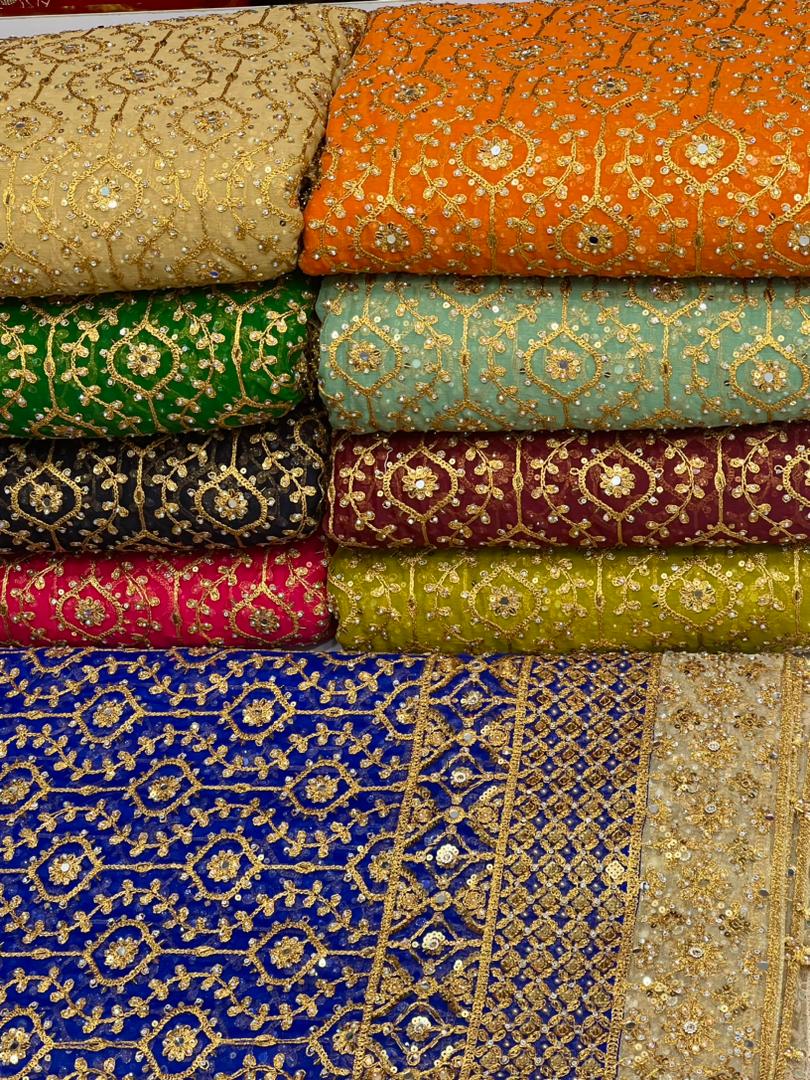 پارچه‌های مجلسی زنانه شیک