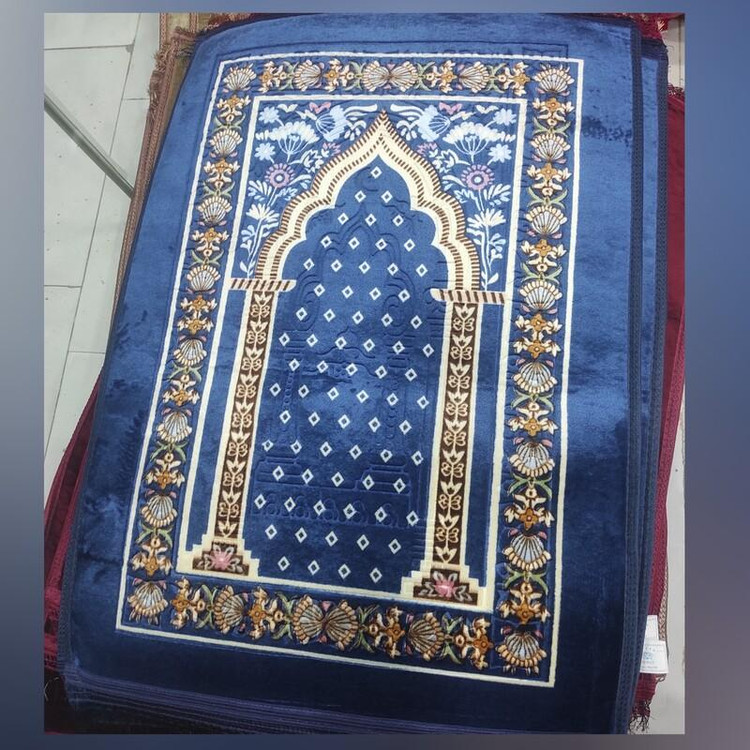 جانماز مخمل بزرگ و متوسط جنس عالی و باکیفیت درجه یک