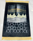 خرید اینترنتی سجاده وارداتی جنس مخمل درجه یک با زیره ترمزدار و سایز بزرگ، جانمازی طرح کعبه زیره ترمزدار و پشت قهوهای برجسته و طرحدار