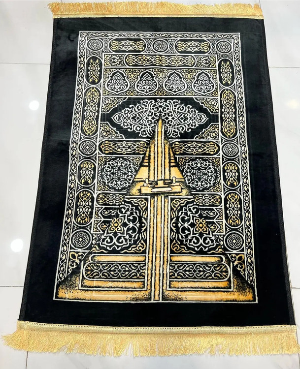 سفارش اینترنتی جانمازی مخمل بزرگ و برجسته و طرحدار با زیره ترمزدار و سایز بزرگ ،خرید و قیمت سجاده وارداتی طرح برجسته و طرحدار و مخمل جنس عالی