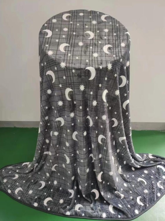 قیمت و خرید پتوی مسافرتی تک نفره طرح ماه وستاره و طرح قلبی لطیف و ابریشمی