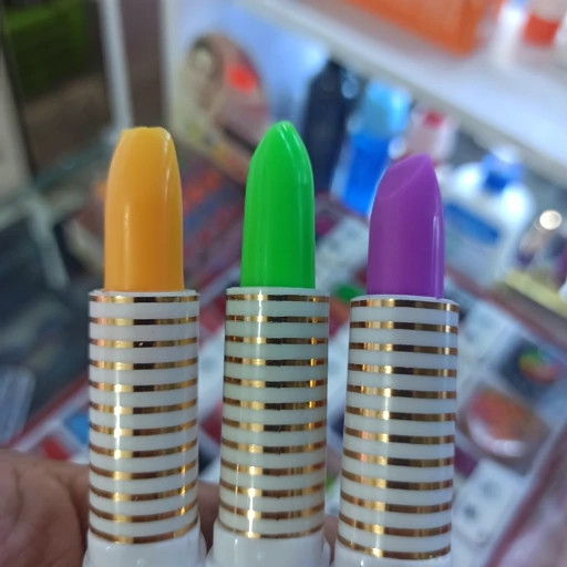 خرید و قیمت رژلب مکه ای ویتامینه ۲۴ ساعته رنگ صورتی بسیار زیبا و جذاب درجه یک و بینظیر