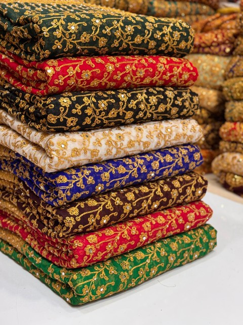 پارچه حریر سوزندوزی مجلسی حاشیه دار و بسیار شیک فروش فقط متری خرید و قیمت