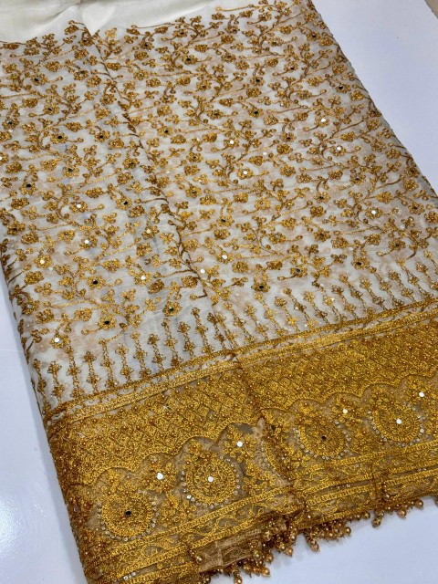 قیمت و خرید پارچه حریر سوزندوزی مجلسی حاشیه دار و بسیار شیک فروش فقط متری