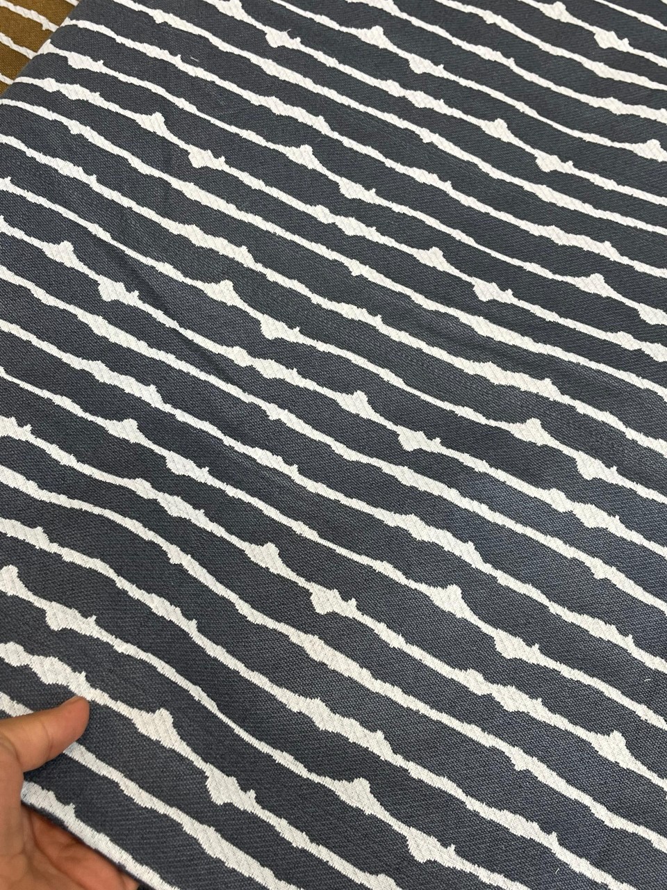 خرید و قیمت پارچه نیپالی شیک و مجلسی عرض دو متر فروش فقط متری