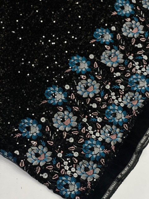 خرید و قیمت پارچه مخمل سوزندوزی طلایی طرح سلطنتی حاشیه دار– فروش متری مخصوص لباس شب